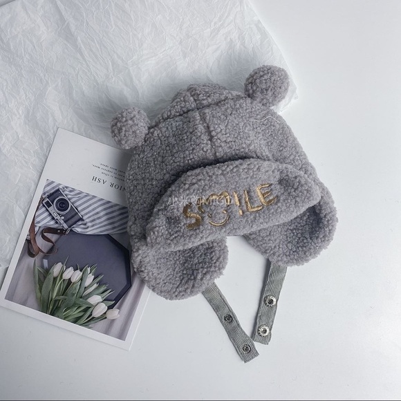 Super cute hats🐻 - Picture 4 of 4